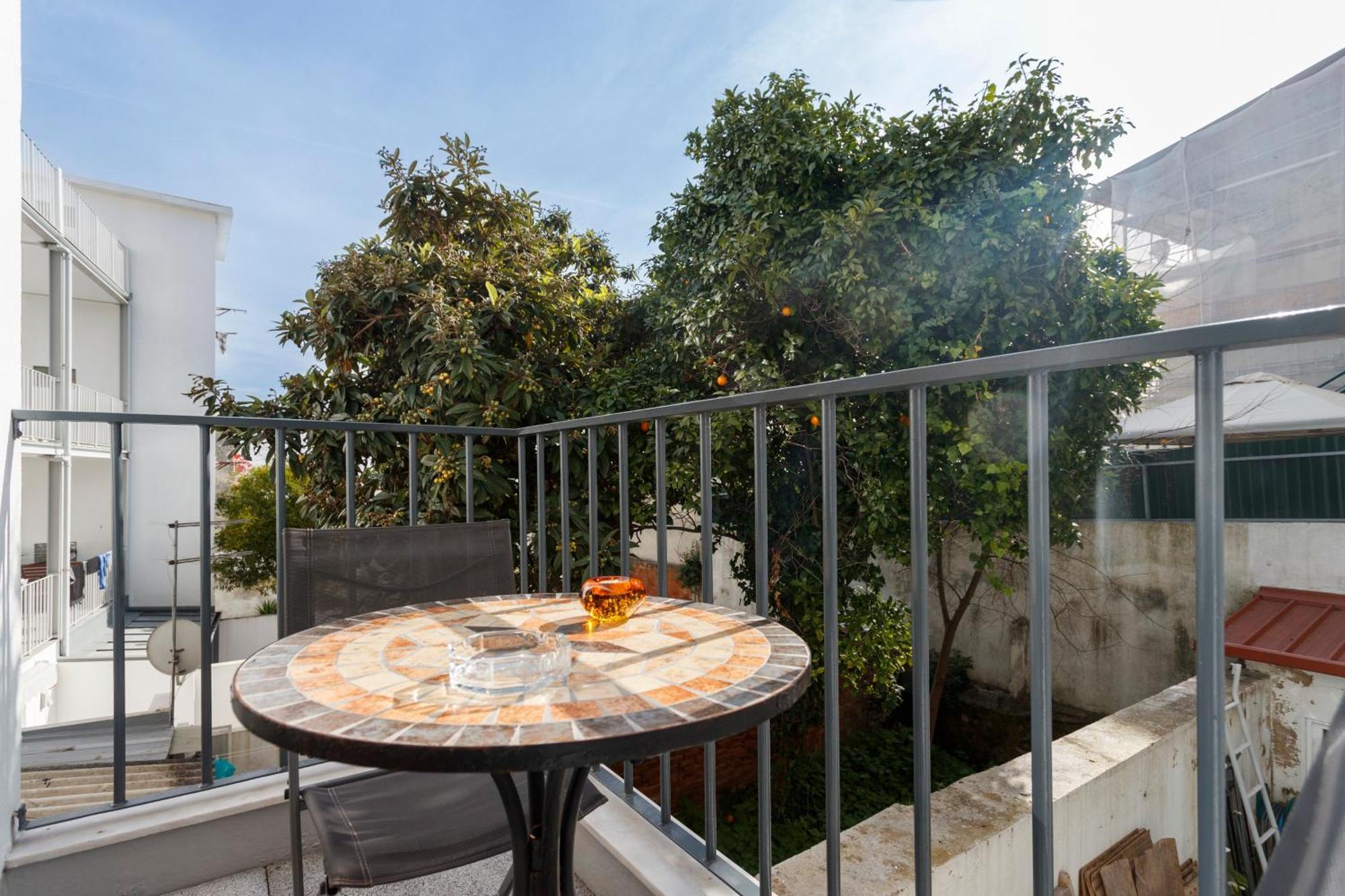 Barbadinhos Apartments In Lisbon Historic Neighborhood Экстерьер фото