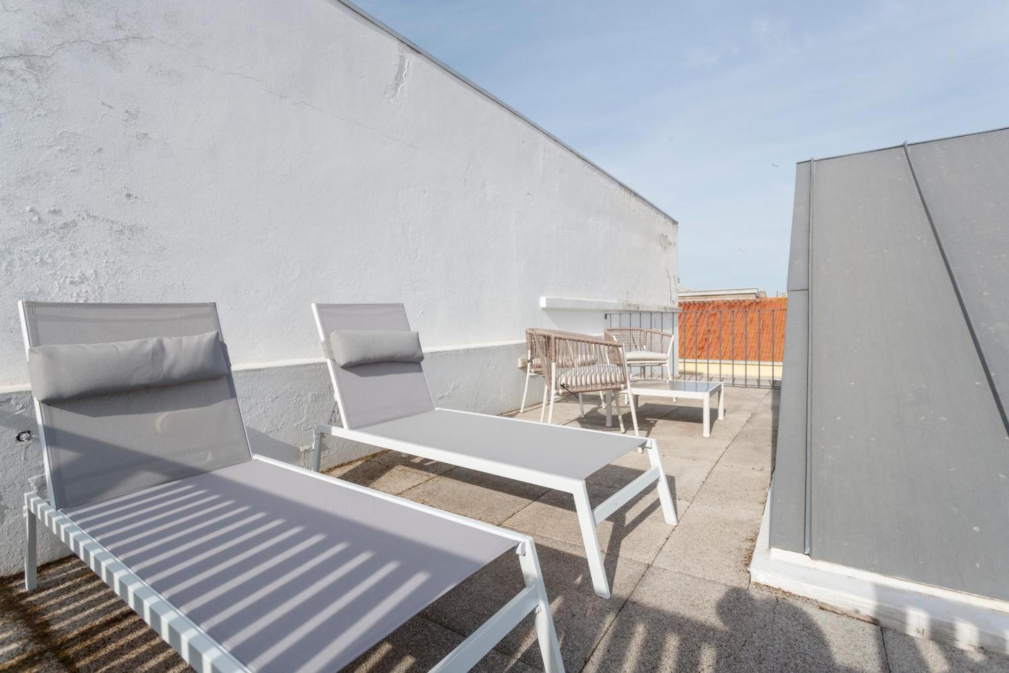 Barbadinhos Apartments In Lisbon Historic Neighborhood Экстерьер фото